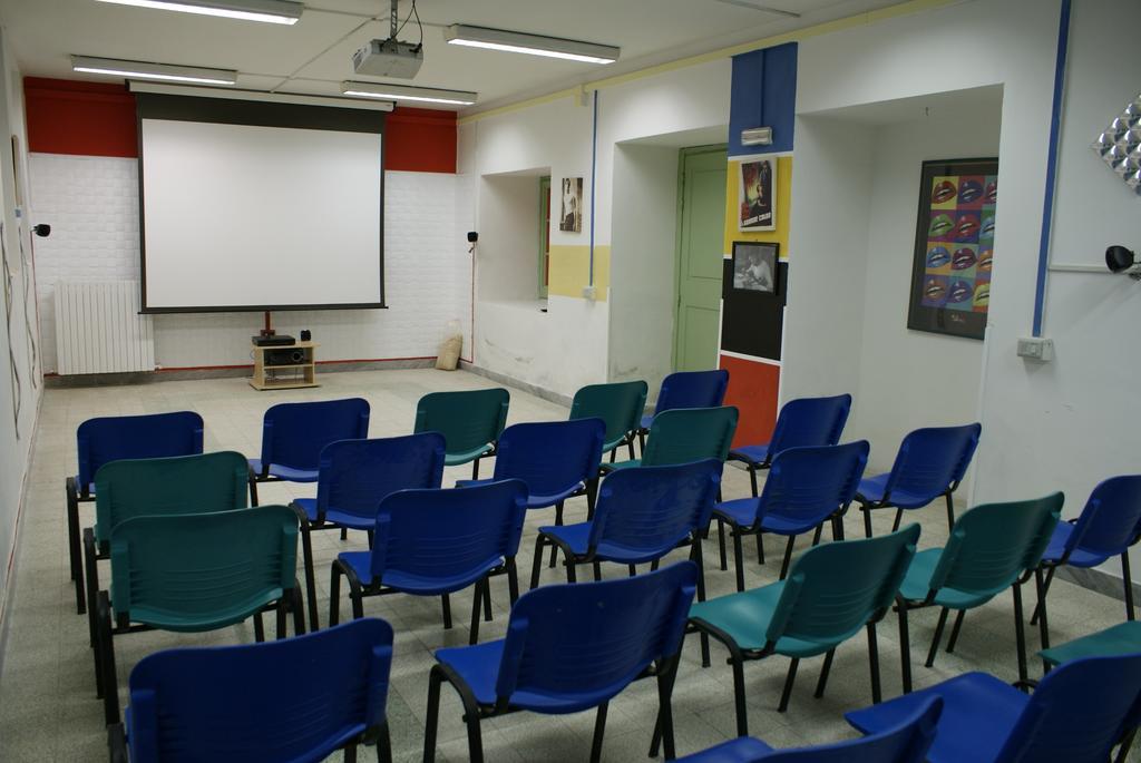Litus Roma Hostel ลิโด ดิ ออสเตีย ภายนอก รูปภาพ The lecture room